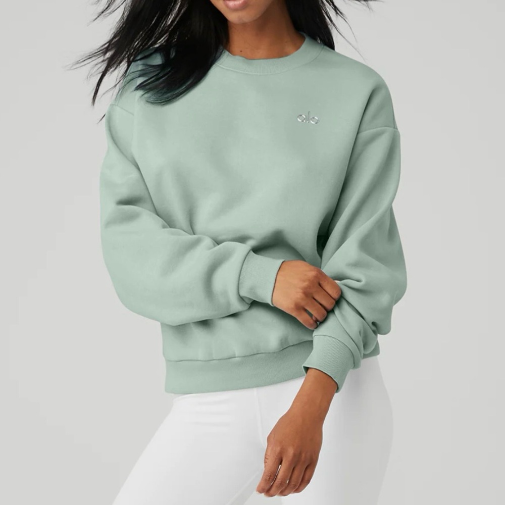 Alo Accolade Crew Neck Pullover - Icy Sage NWT